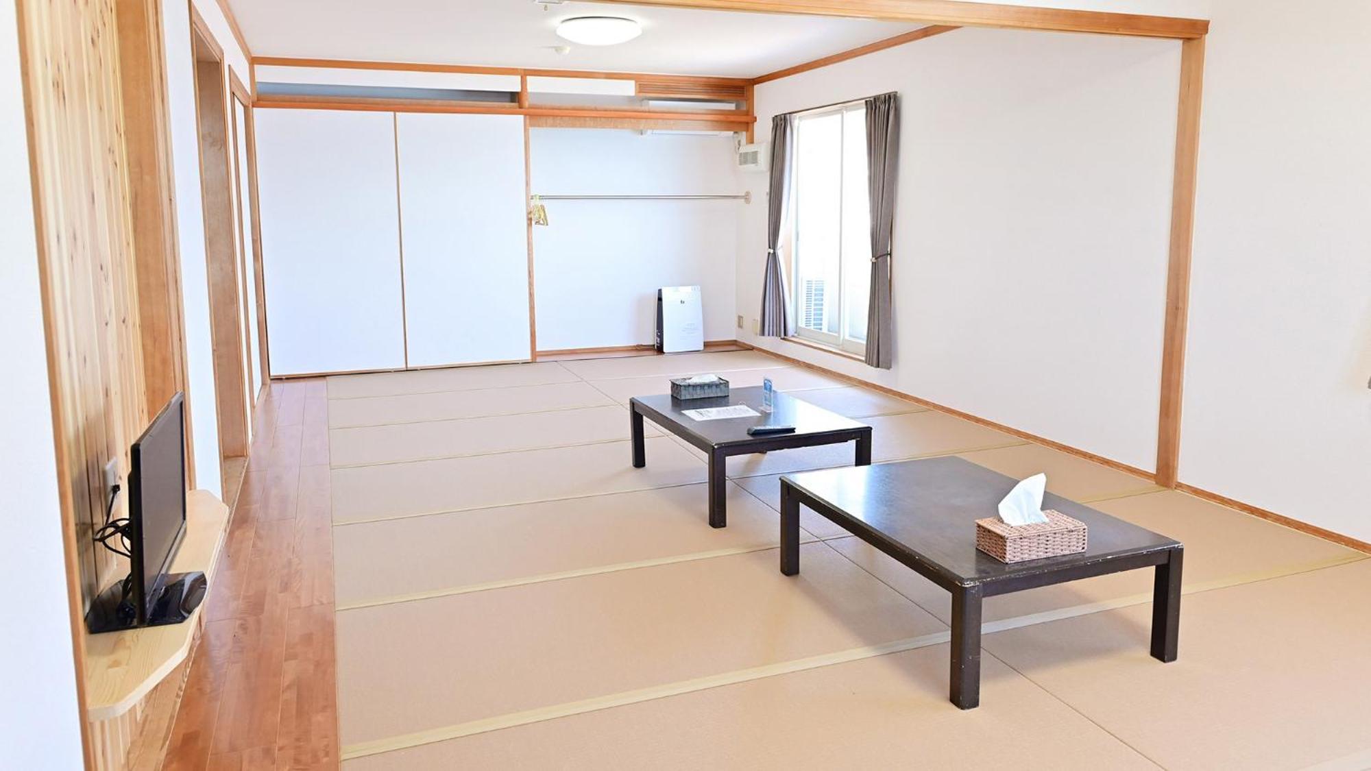 Biwa-Lakeside Cottage B B Dylan Minamikomatsu Bilik gambar